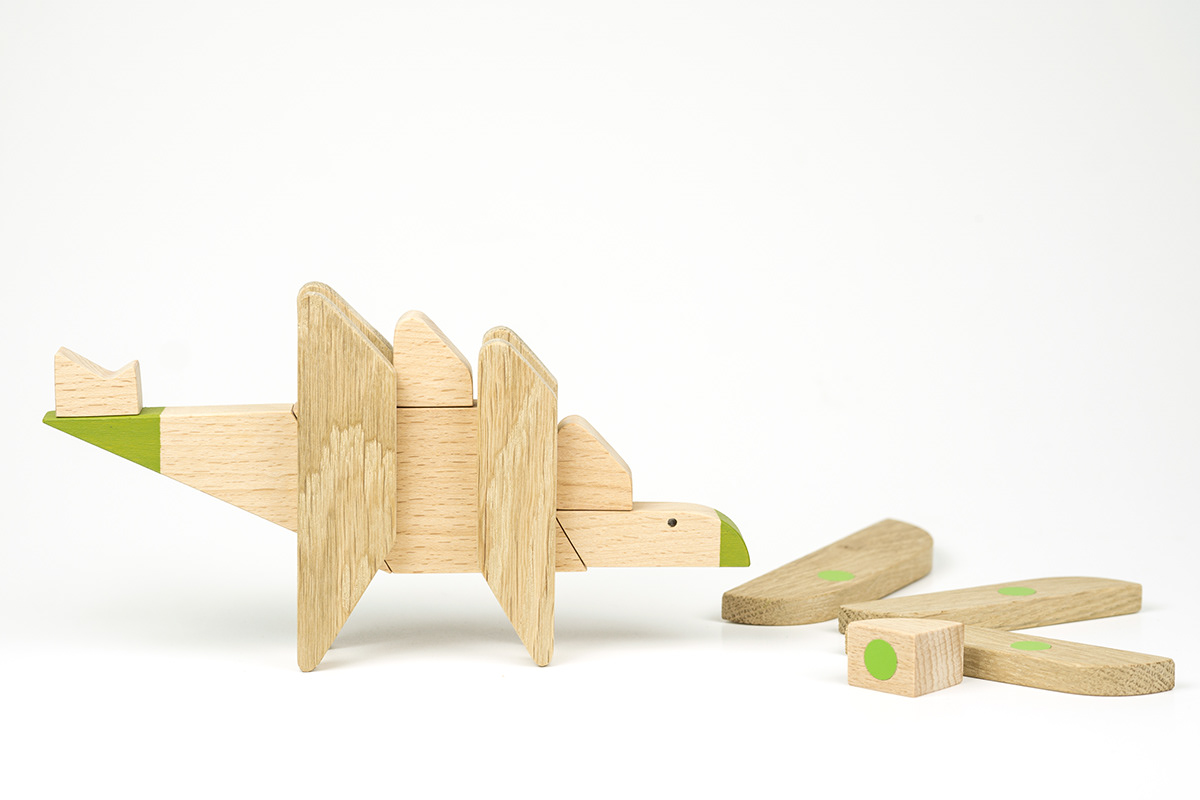 Toys，wooden ，dinosaur，education，