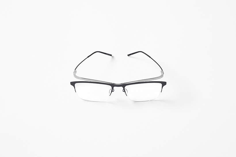 glasses，Material application，Sato Da，By bending thin titanium plates without hinges, excellent，