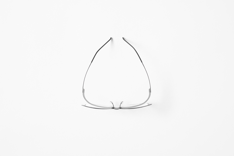 glasses，Material application，Sato Da，By bending thin titanium plates without hinges, excellent，