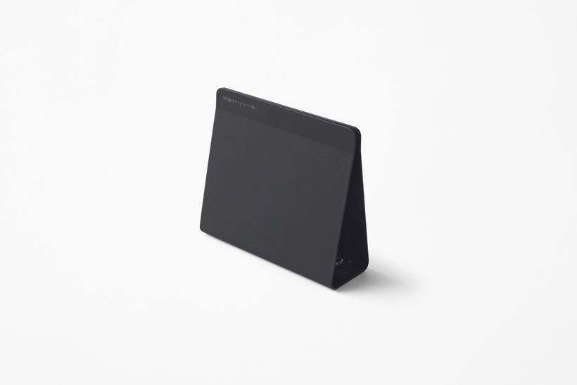 glasses，Material application，Sato Da，By bending thin titanium plates without hinges, excellent，