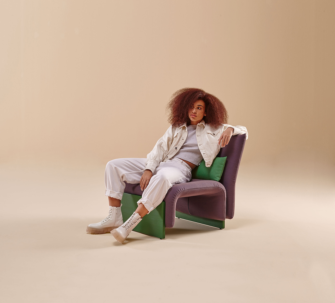 Sofa bed，bench，deck chair，of Kislev，