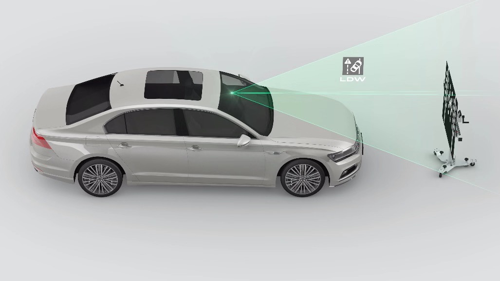 Intelligent auxiliary calibration equipment，MaxiSys ADAS MA600，Tools and equipment，2020 red dot product design award，