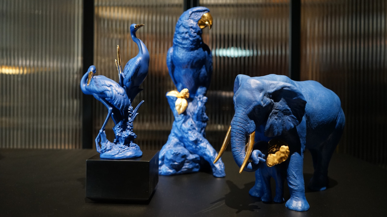 exposition，hourglass，sofa，wallpaper，decorate，