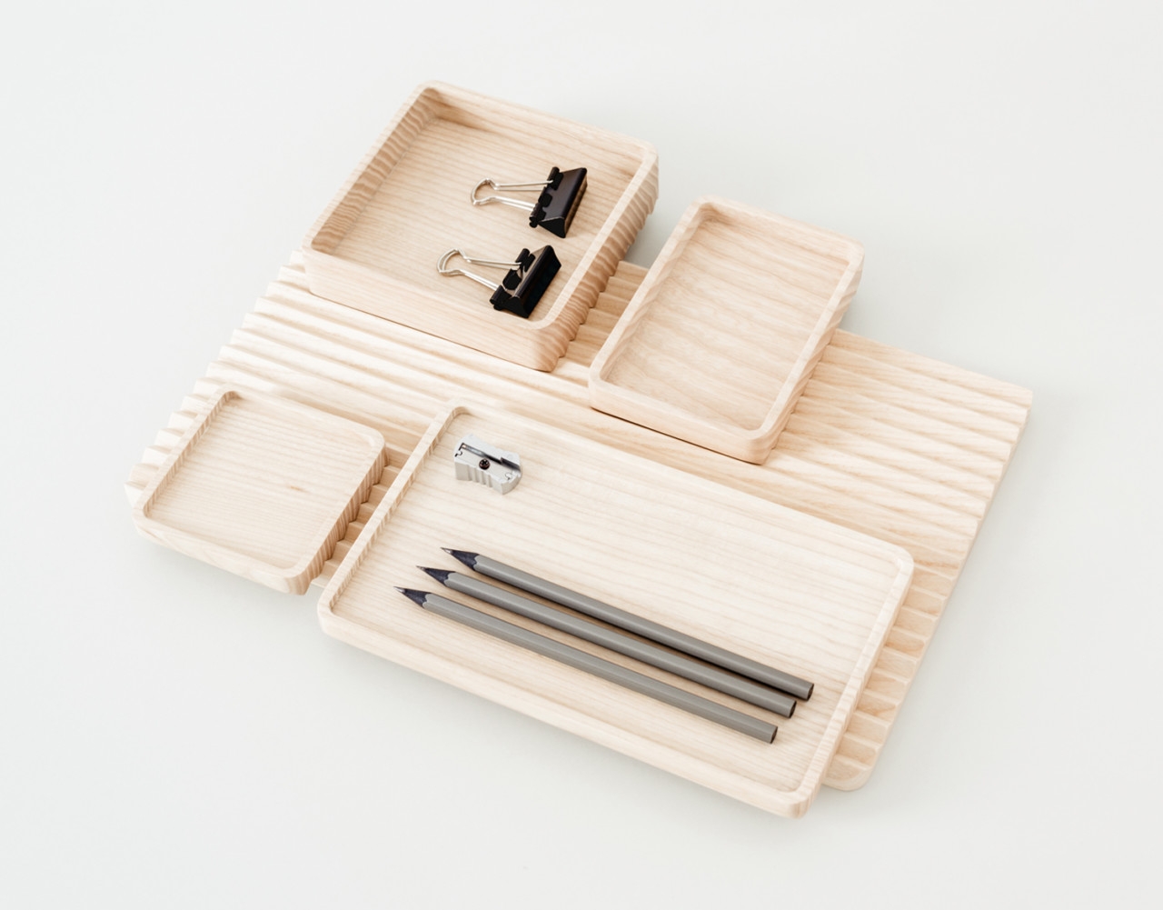 Lands，Tray，Housewear & Furnishings，2020 red dot product design award，