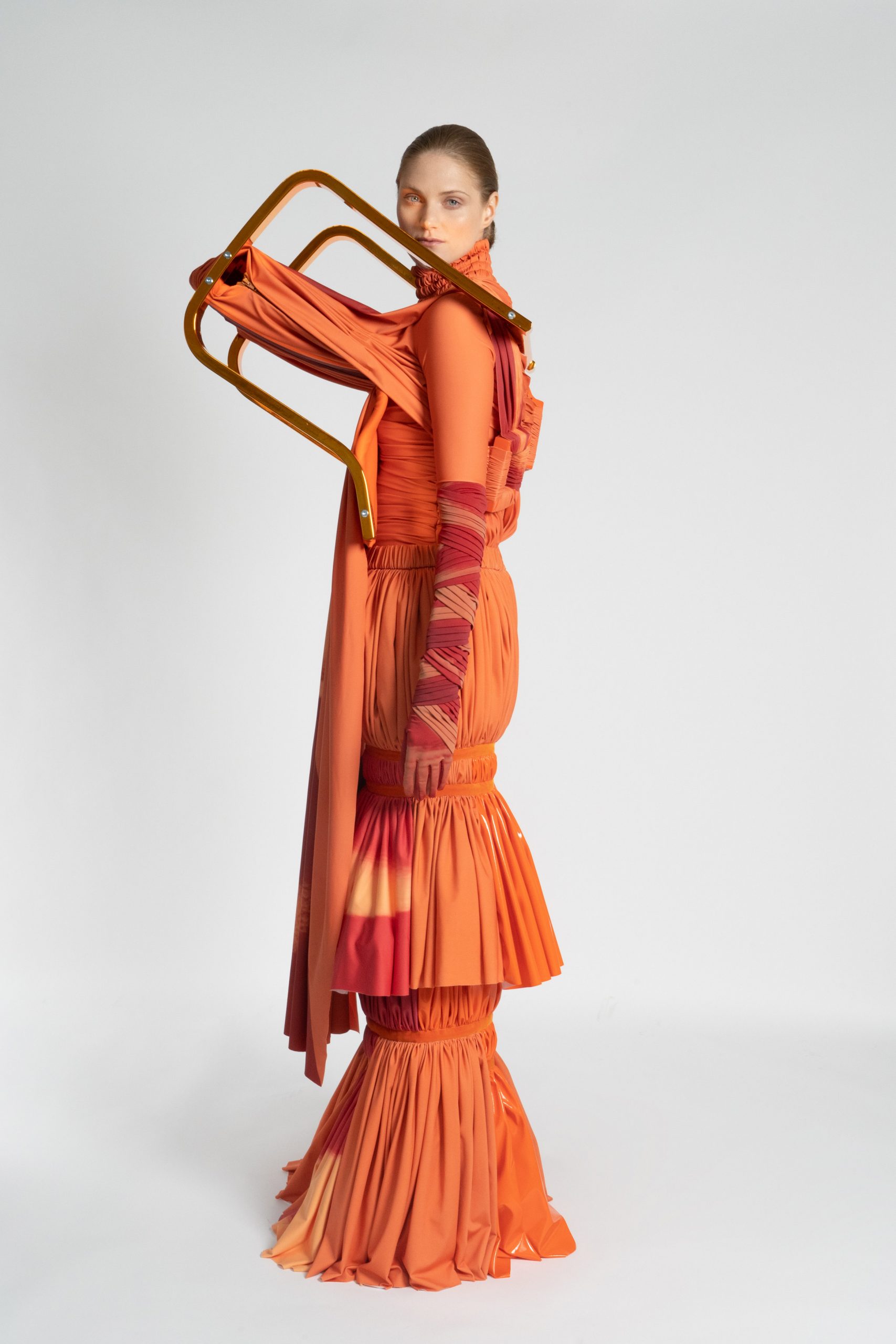 latest fashion，window curtains，chair，fashion，