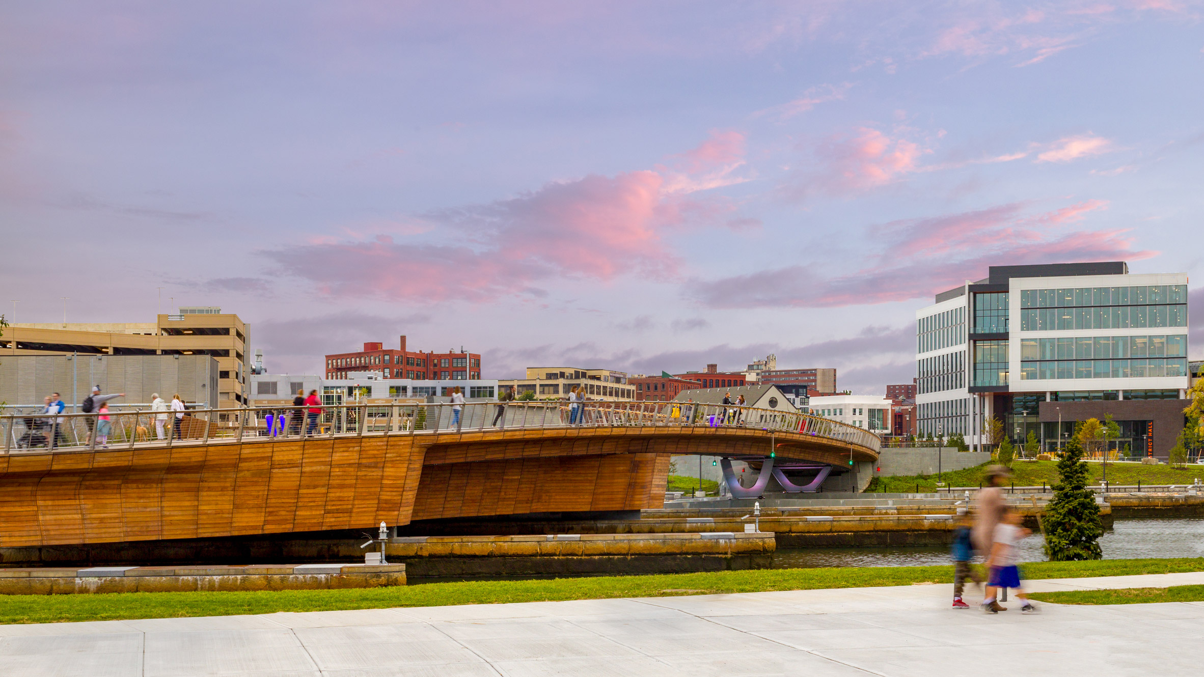 Footbridge，Architecture，Stepped，