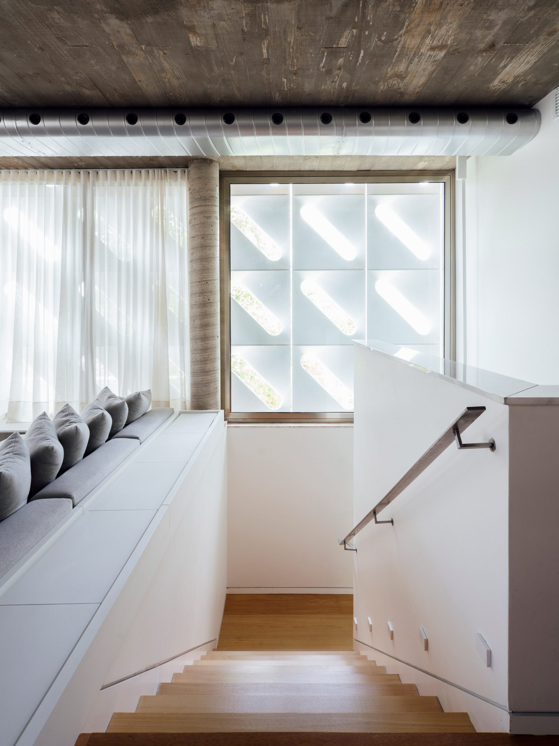 Architecture，Glass，Hollowed out，window shades，Interior design，