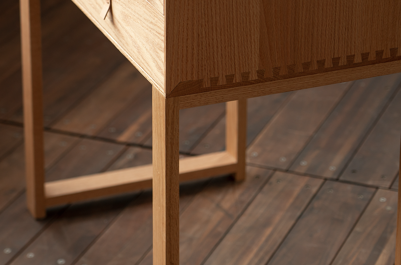 dresser，