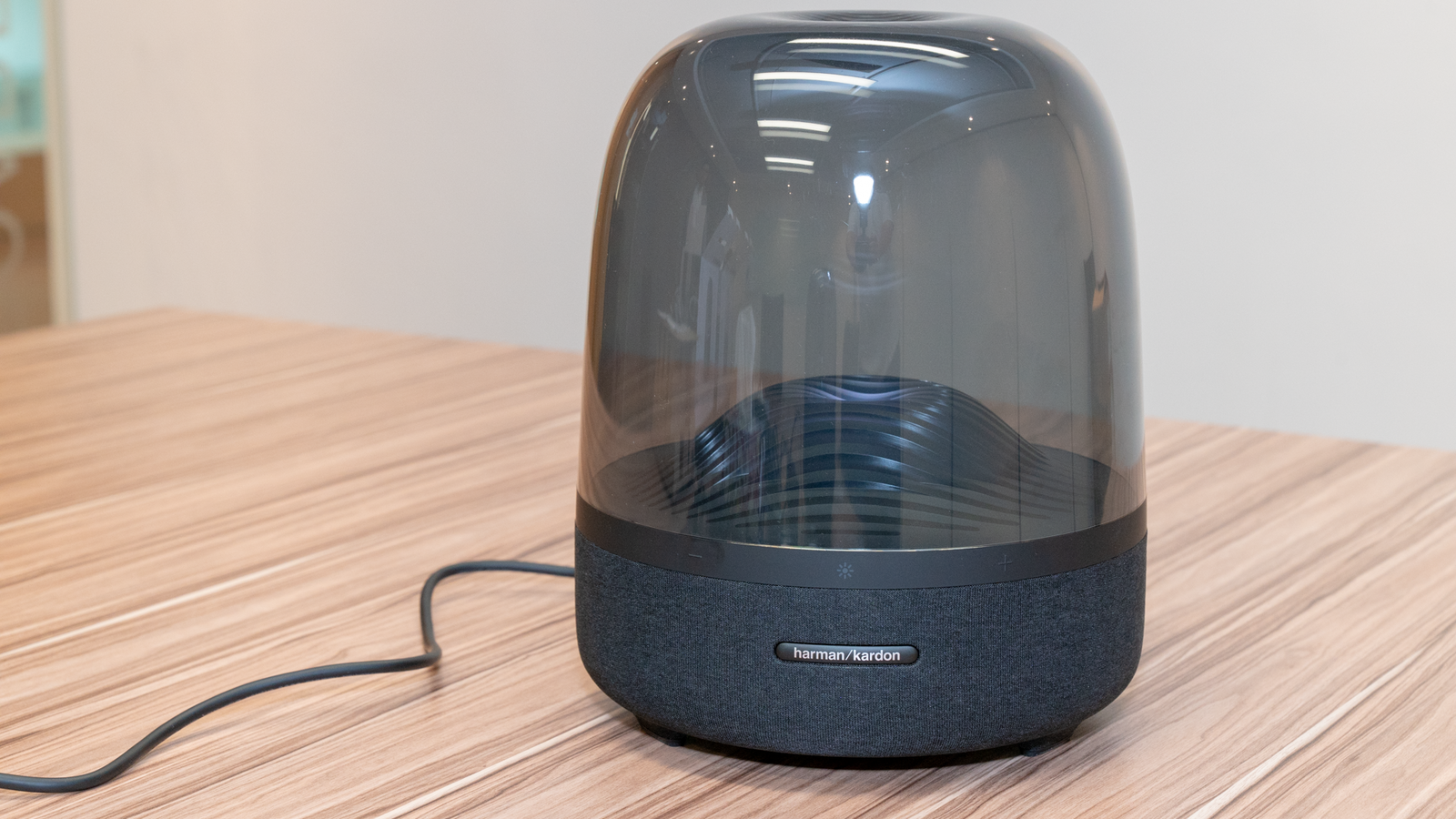 2020 red dot product design award，Kardon aura studio 3，harman，Bluetooth，speaker，wireless，