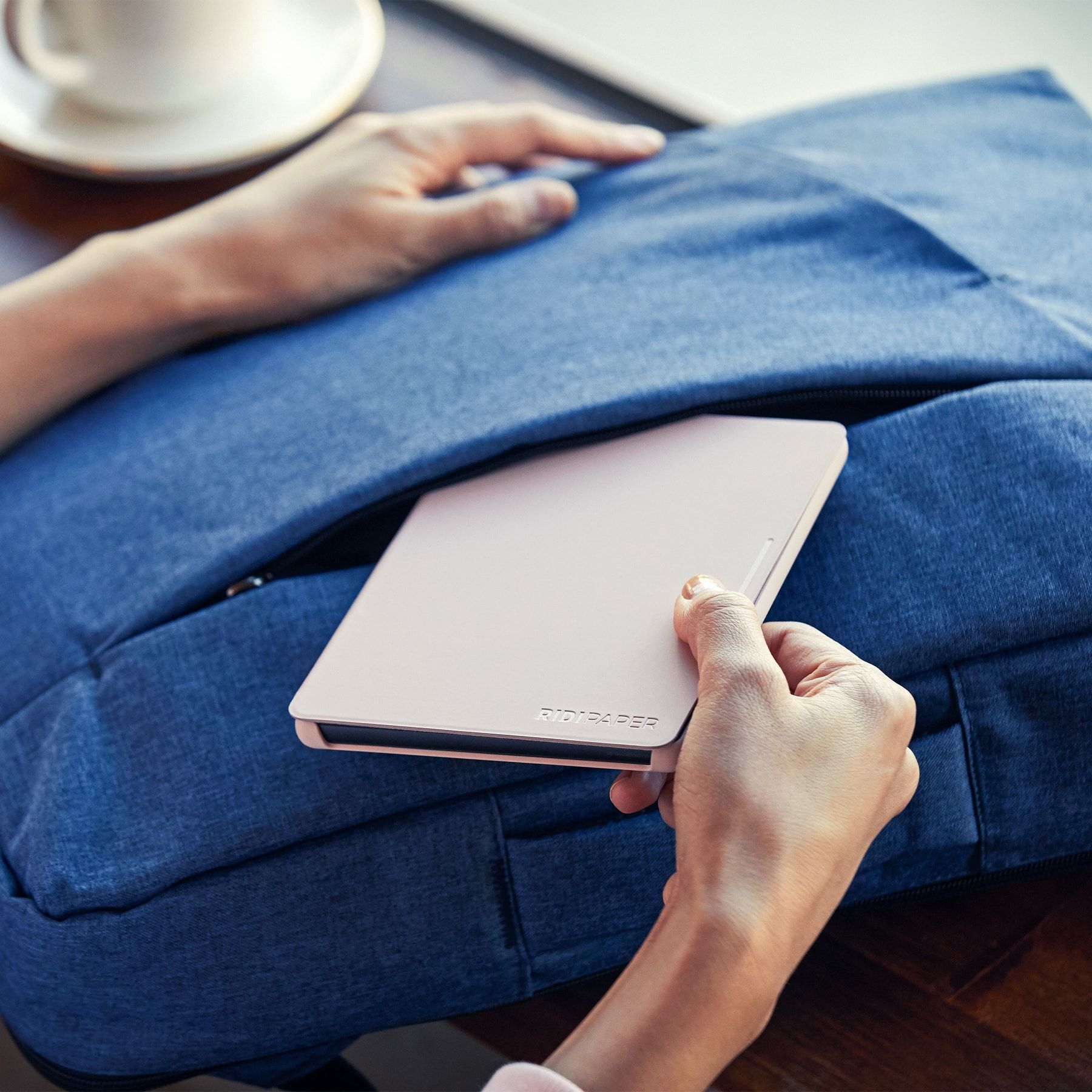 2020 red dot product design award，RIDIPAPER，e-book，