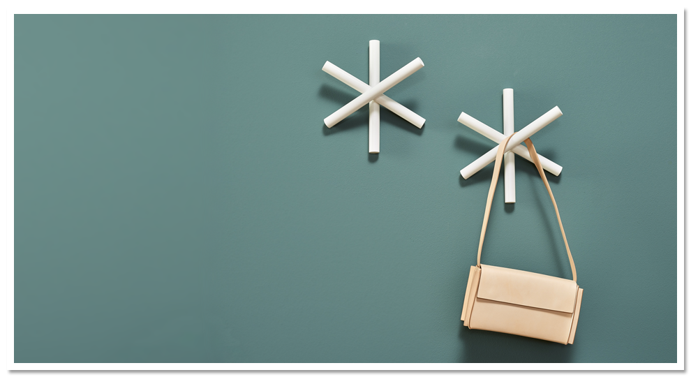 Coat hook，High quality sawdust，2020 red dot product design award，It can be used alone or in combination，