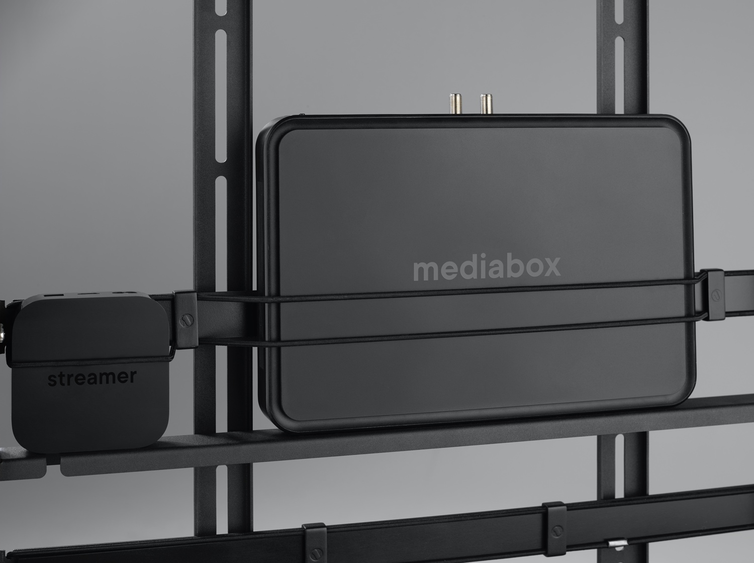 2020 red dot product design award，falcon，TV stand，Aluminum and wood，