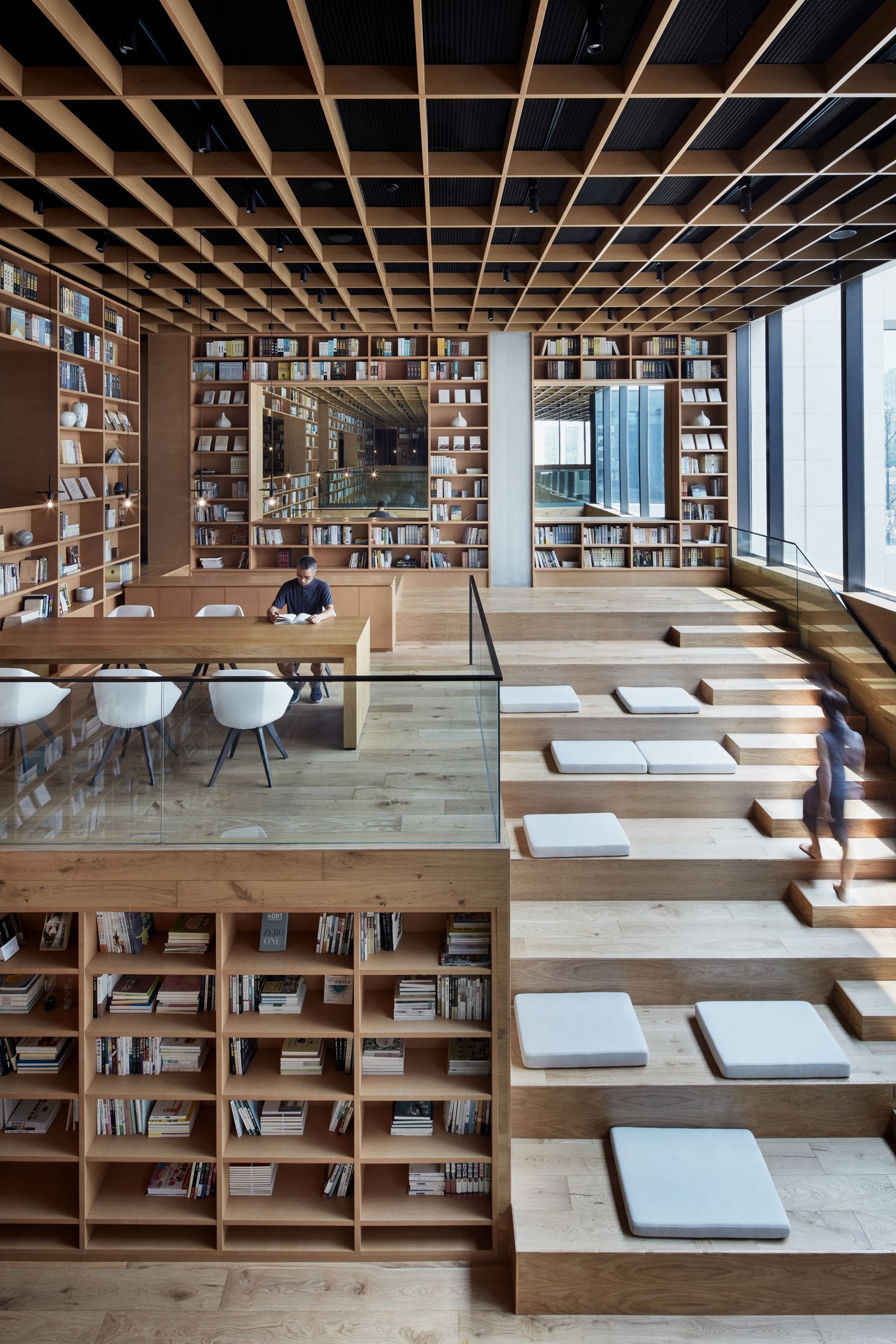 Yue Library，Bookstore，Interior design，2020 red dot product design award，