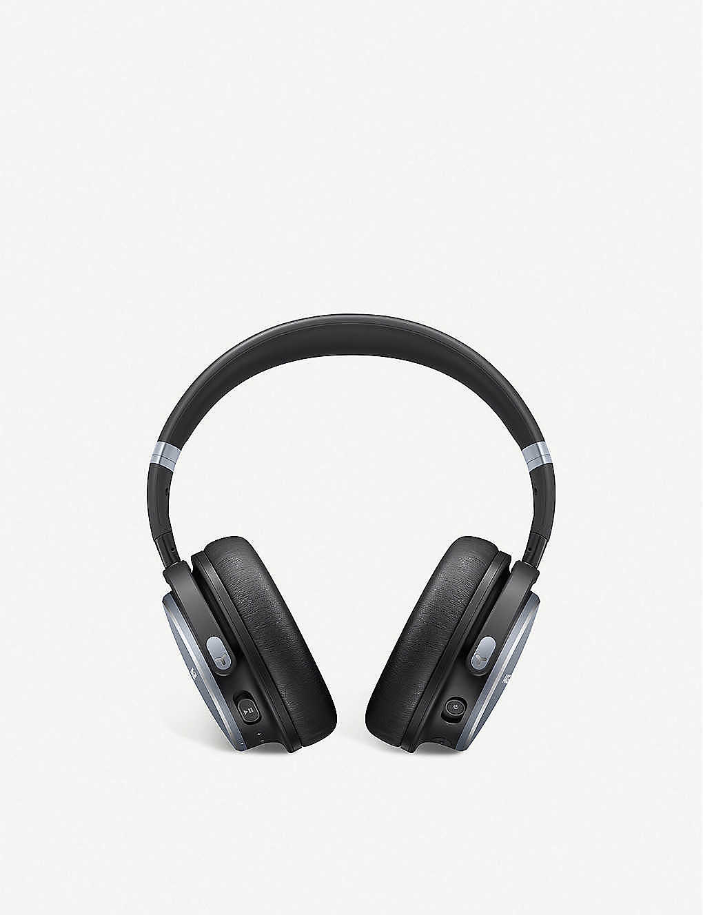 2020 red dot product design award，AKG Y600NC Wireless，headset，black，over-ear ，wireless，noise reduction，