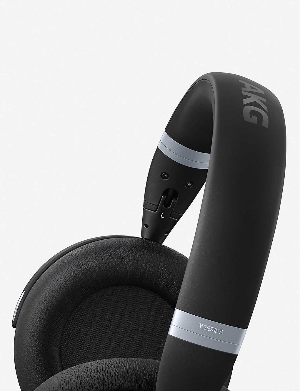 2020 red dot product design award，AKG Y600NC Wireless，headset，black，over-ear ，wireless，noise reduction，