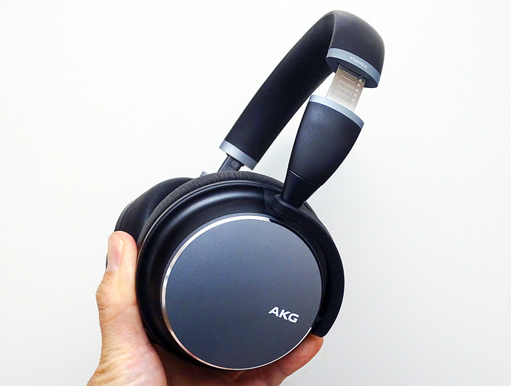 2020 red dot product design award，AKG Y600NC Wireless，headset，black，over-ear ，wireless，noise reduction，