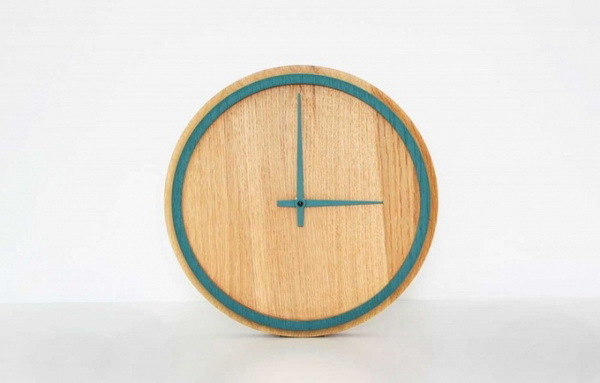 Clock，natural，original，solid wood，product design，Simplicity，