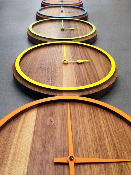 Clock，natural，original，solid wood，product design，Simplicity，