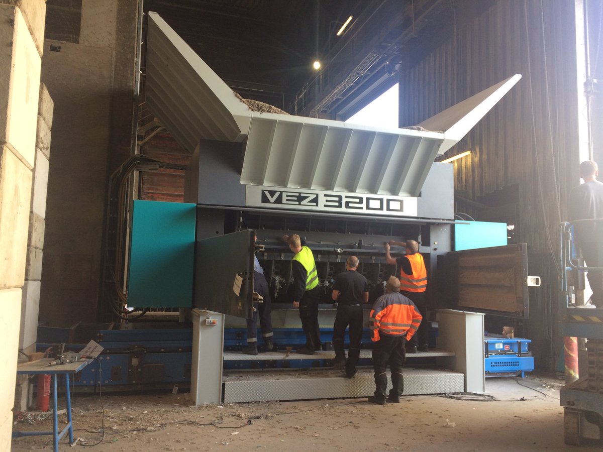 2020 red dot product design award，VEZ3200，grinder，Turquoise，