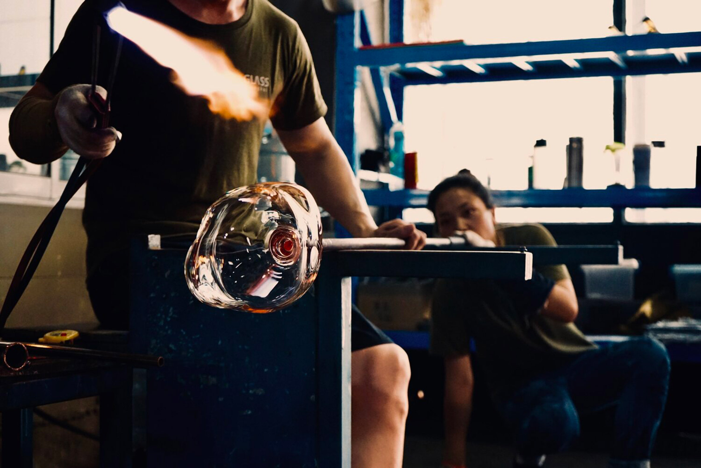Glass，Utensils，flower，interaction，