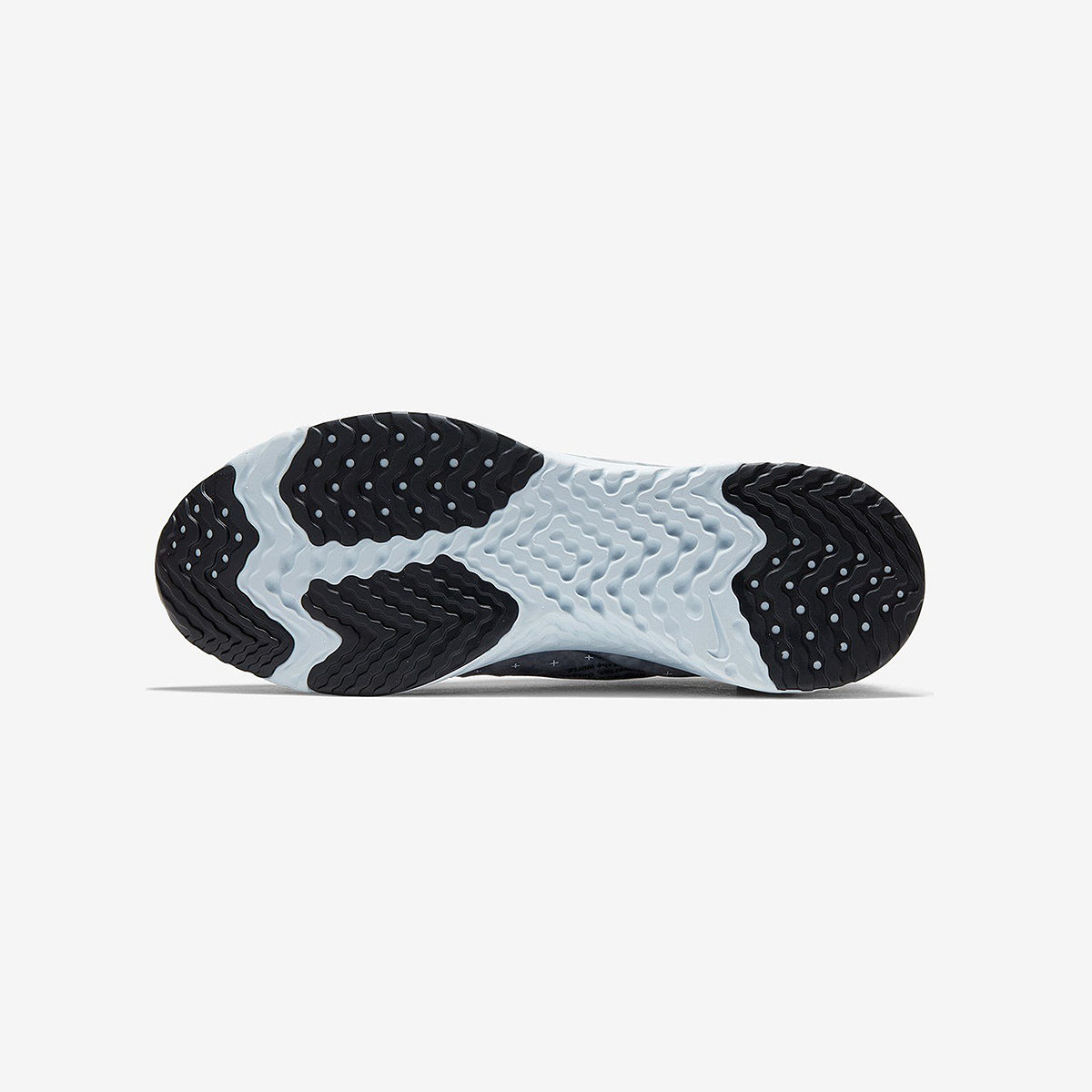 nike，sneakers，fashion，comfortable，