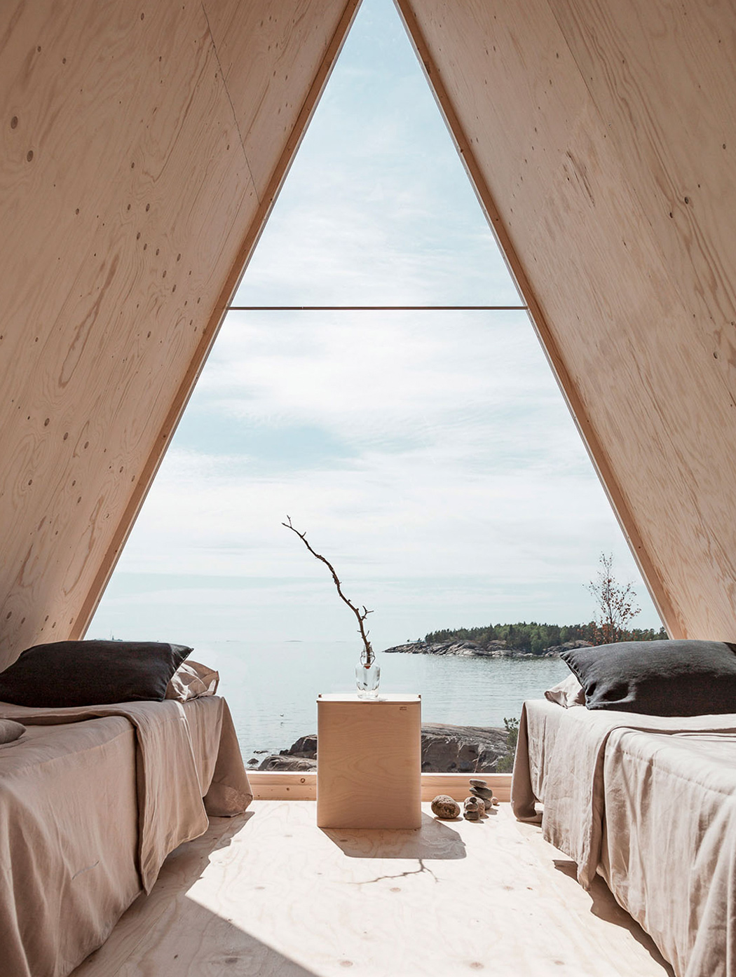 environment protection，passenger cabin，wooden ，modern，personality，