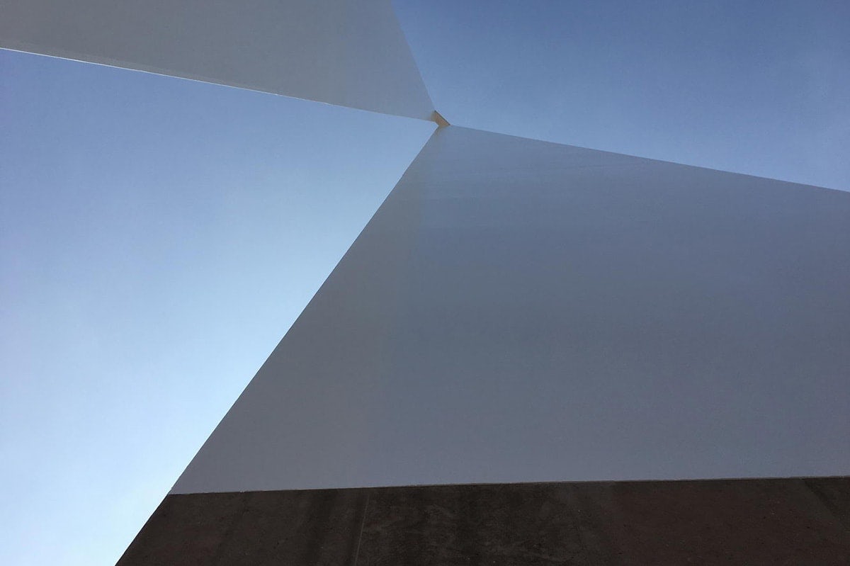 market，outskirts，steeple，Italy，