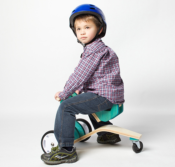 product design，industrial design，Toy car，security，convenient，
