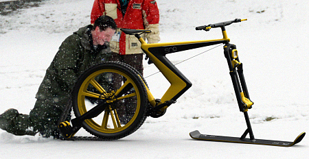 Snow，Bicycle，vehicle，originality，energy conservation，