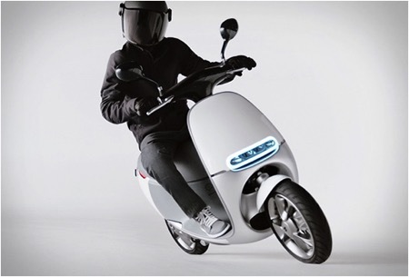 vehicle，Electric vehicle，intelligence，innovate，comfortable，security，