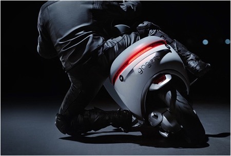 vehicle，Electric vehicle，intelligence，innovate，comfortable，security，