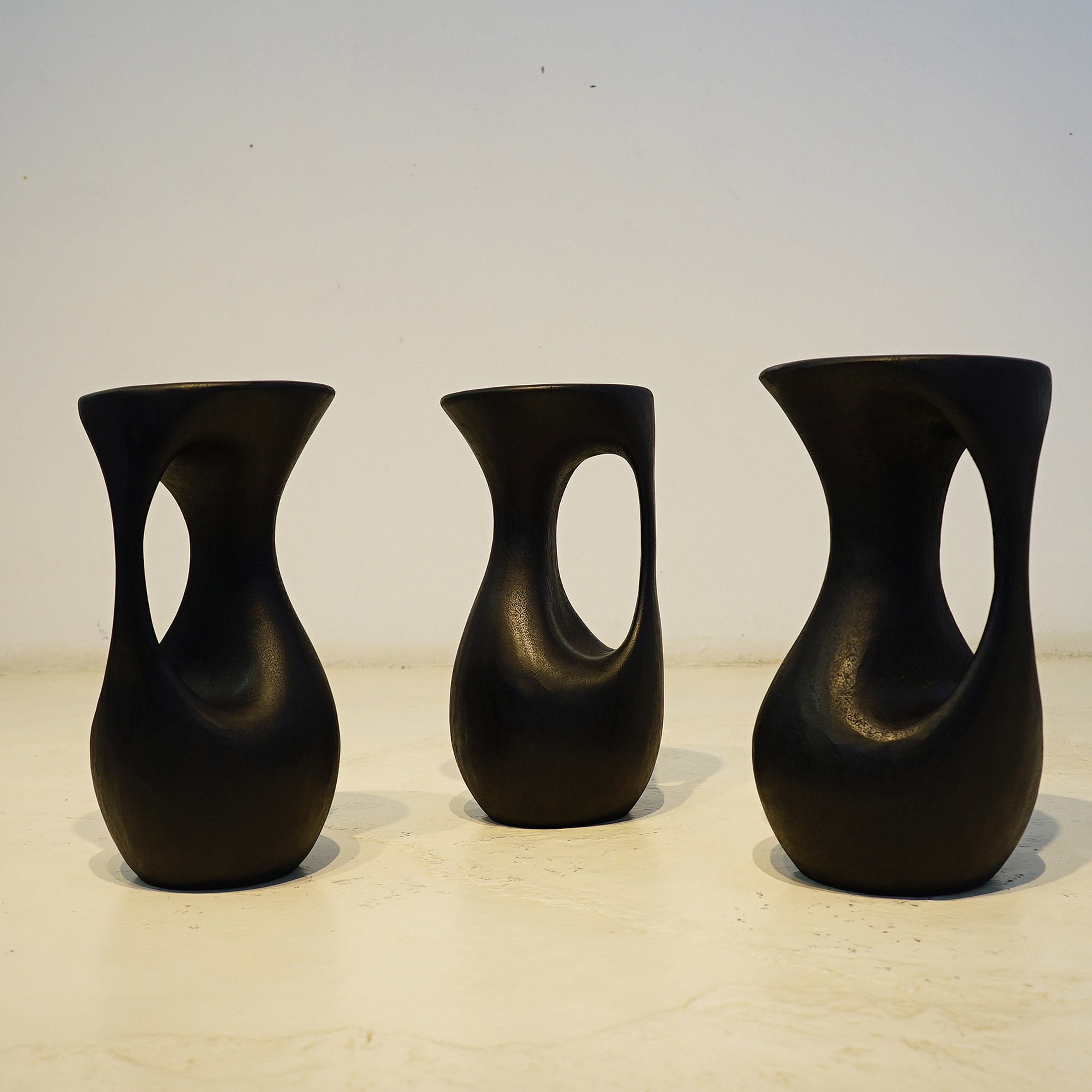 African Designer，chair，Table，vase，