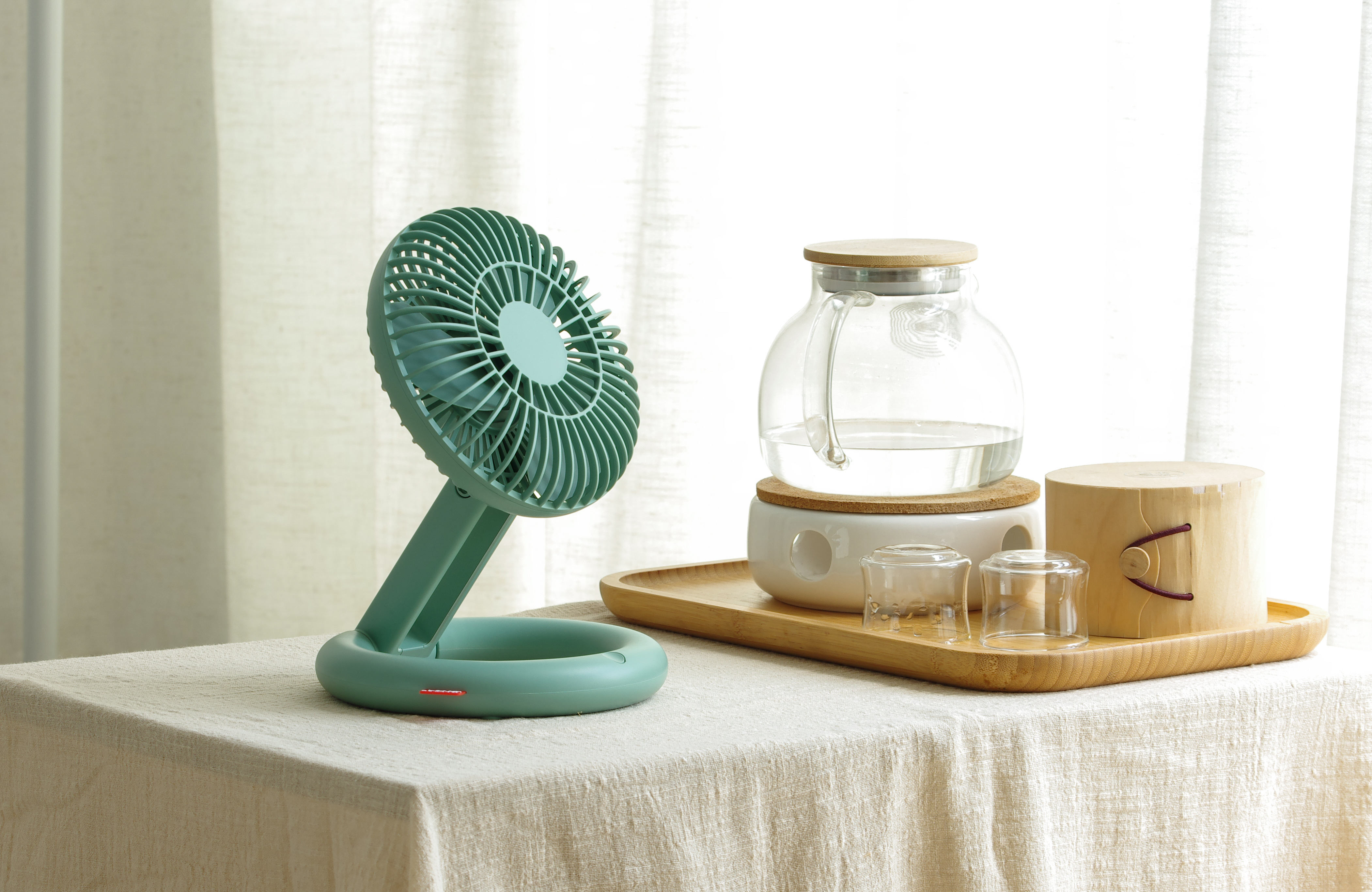 fold，Desktop fan，Simplicity，Storable，Portable，
