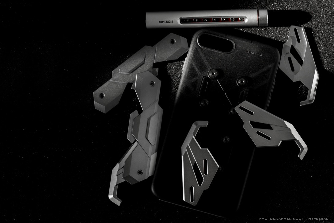 iphone，science fiction，mobile phone，Protective shell，Hard core，armor，