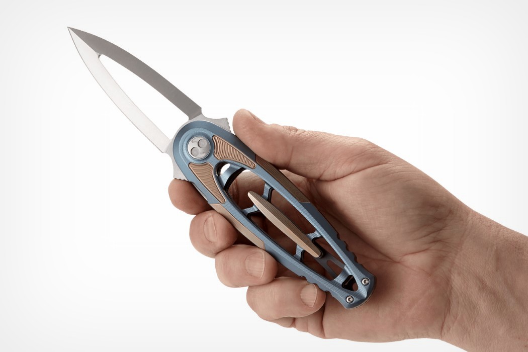 Limited edition，pocket knife，Foldable，stainless steel，outdoors，