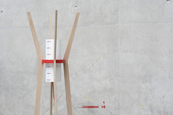 Coat rack，Floor lamp，