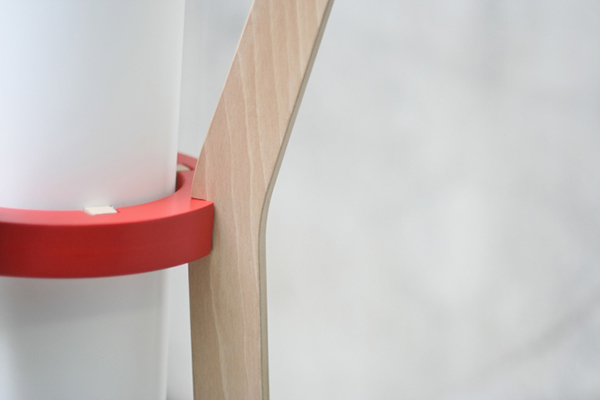 Coat rack，Floor lamp，