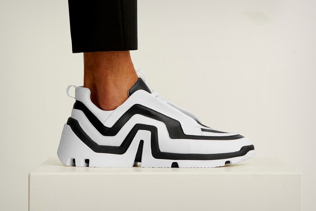 footwear，Ergonomics，fashion，concept，