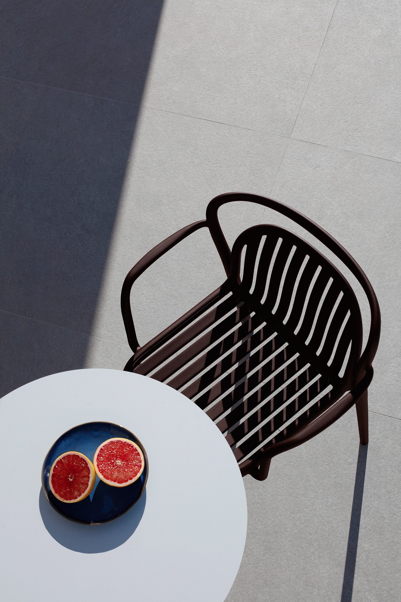 chair，outdoors，furniture，Class，