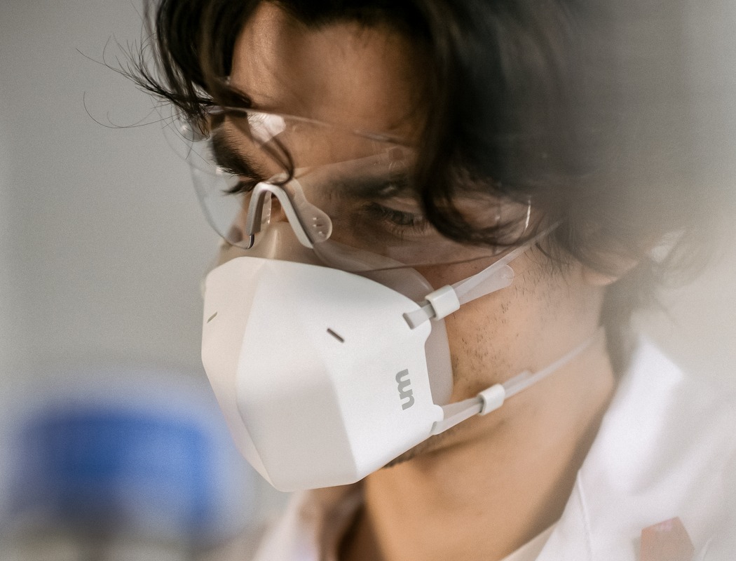 Mask，novel coronavirus，hygiene，ultraviolet rays，healthy，