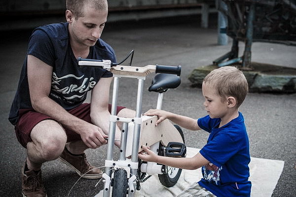 manual，Production process，originality，children，Bicycle，