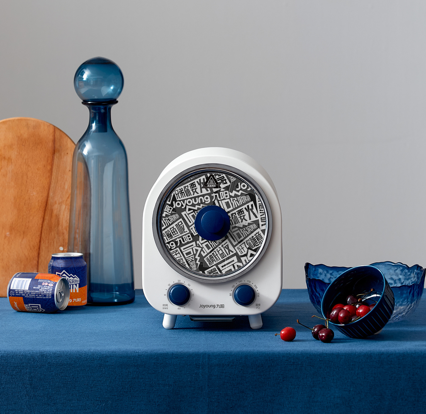 Kebab roaster，young，rotate，fashion，Photography，