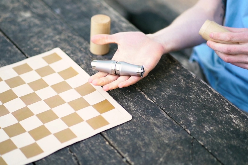 Portable，Chinese chess，checkerboard，Crown，