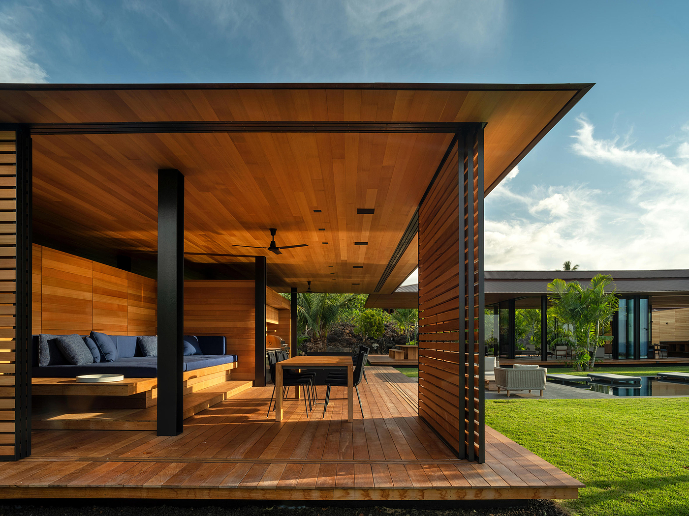 Hale Lana.，Hawaiian lava field，house，