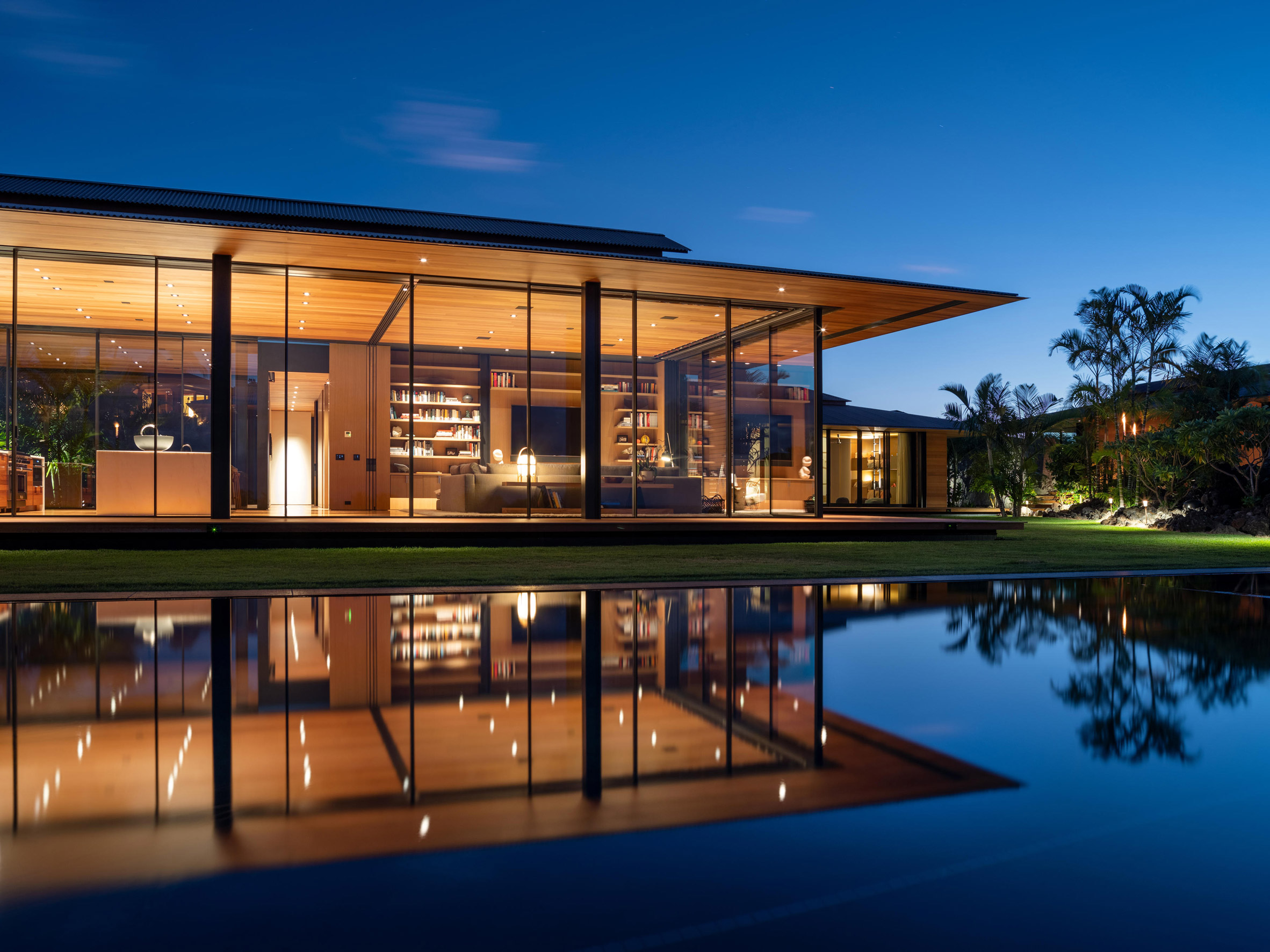 Hale Lana.，Hawaiian lava field，house，