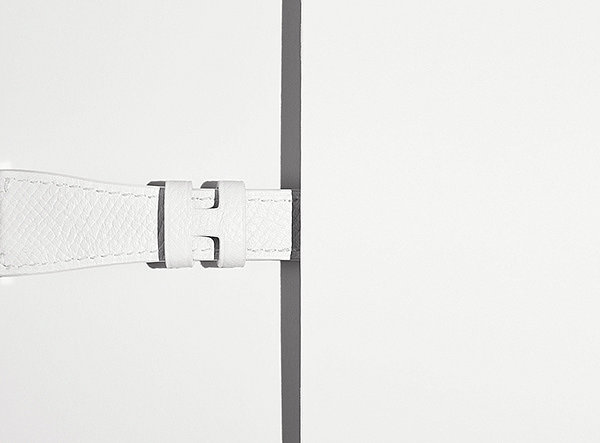 Hermes，belt，cortex，black and white，