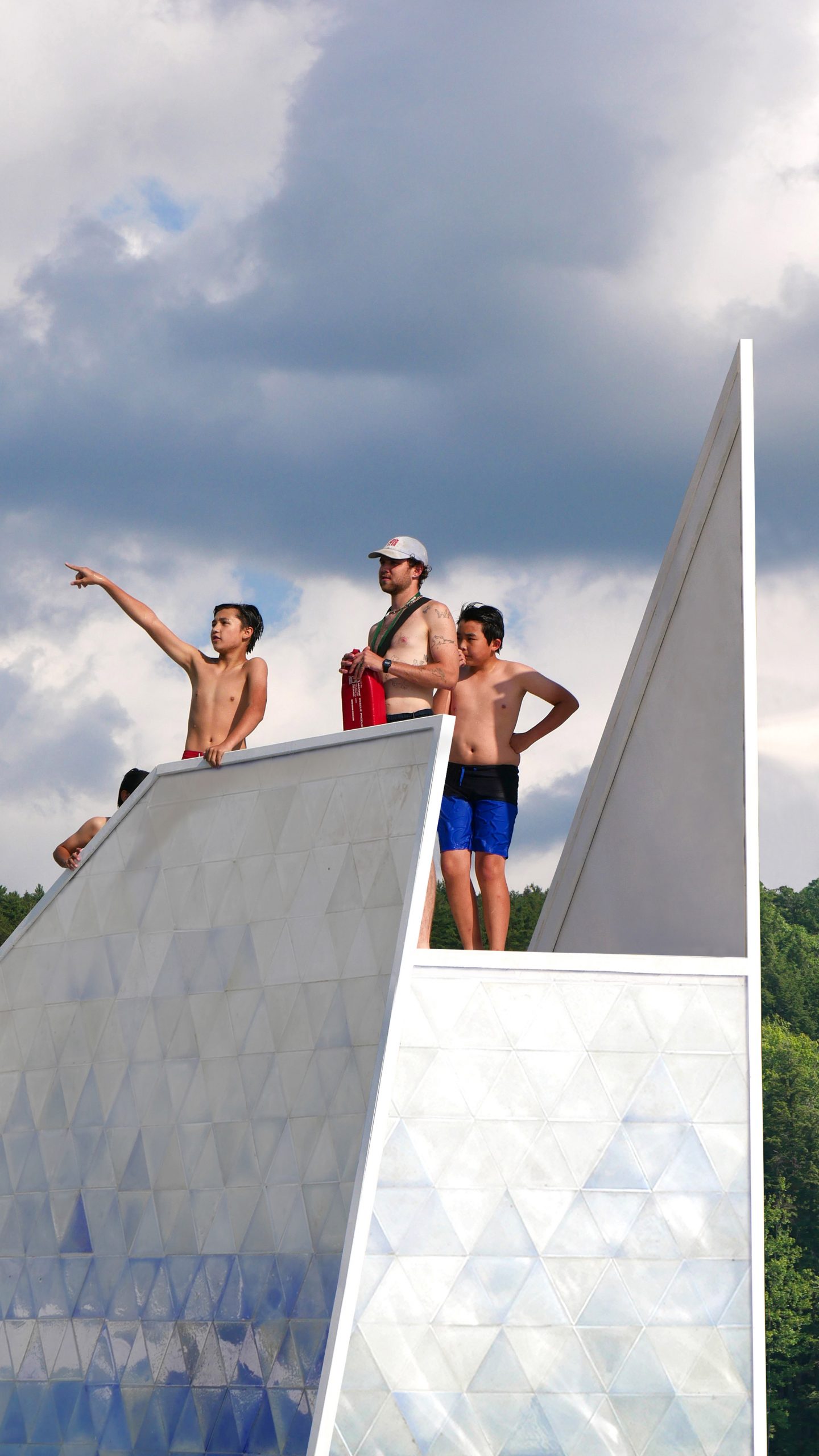 Kristine Klein，Iceberg，motion，platform，Water facilities，camping area，