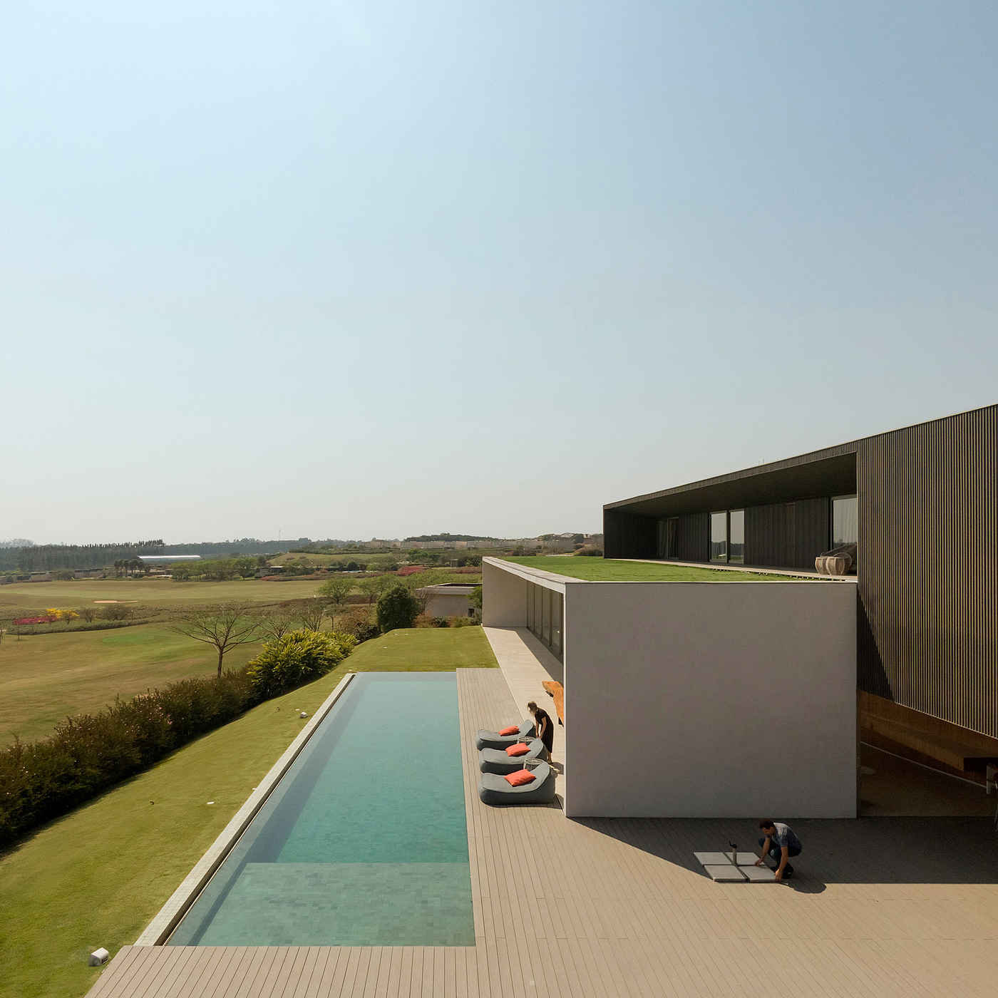 residence，on vacation，leisure time，solar energy，