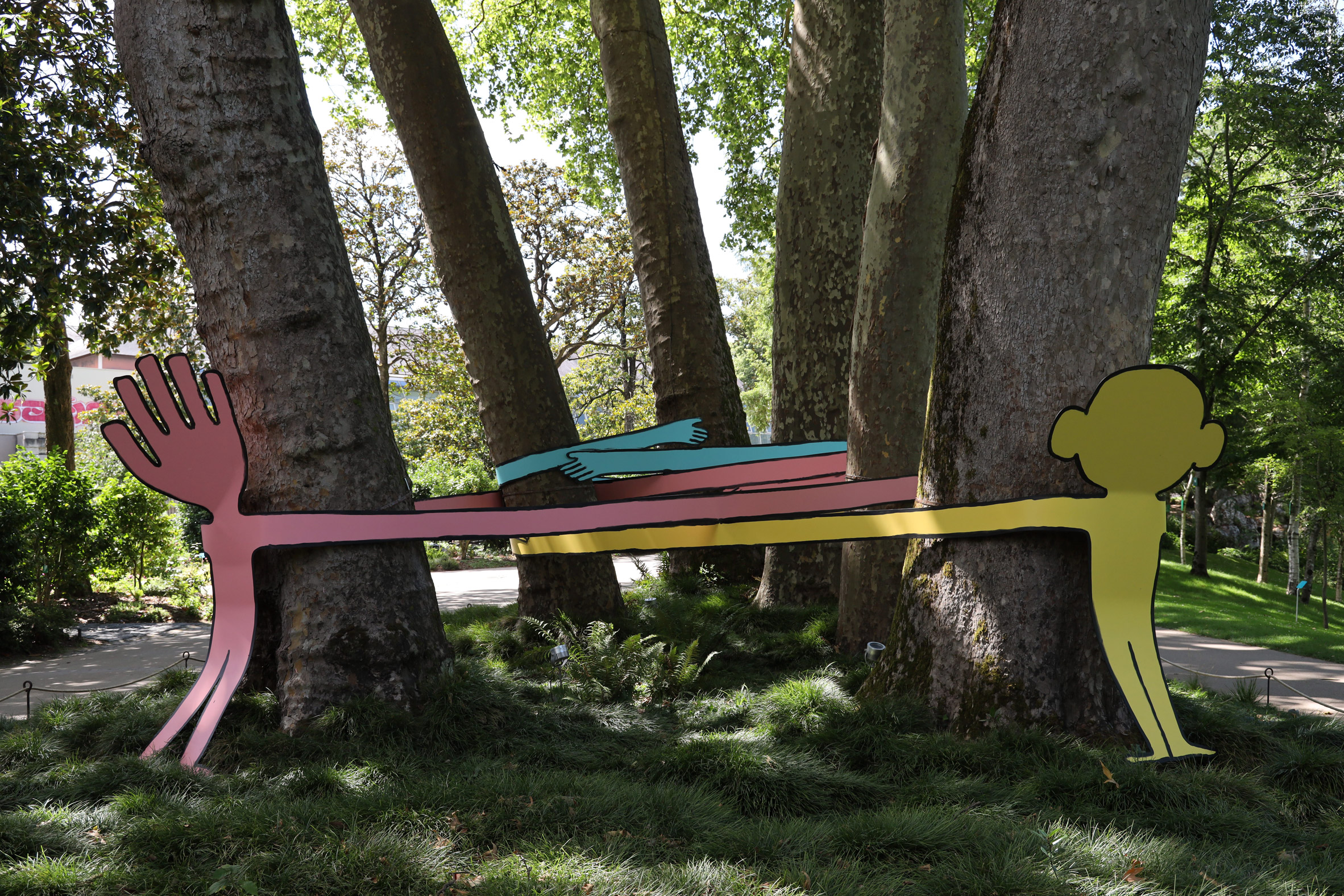 Sculpture，Graffiti，Polyurethane foam，Metal，France，Botanical Garden，