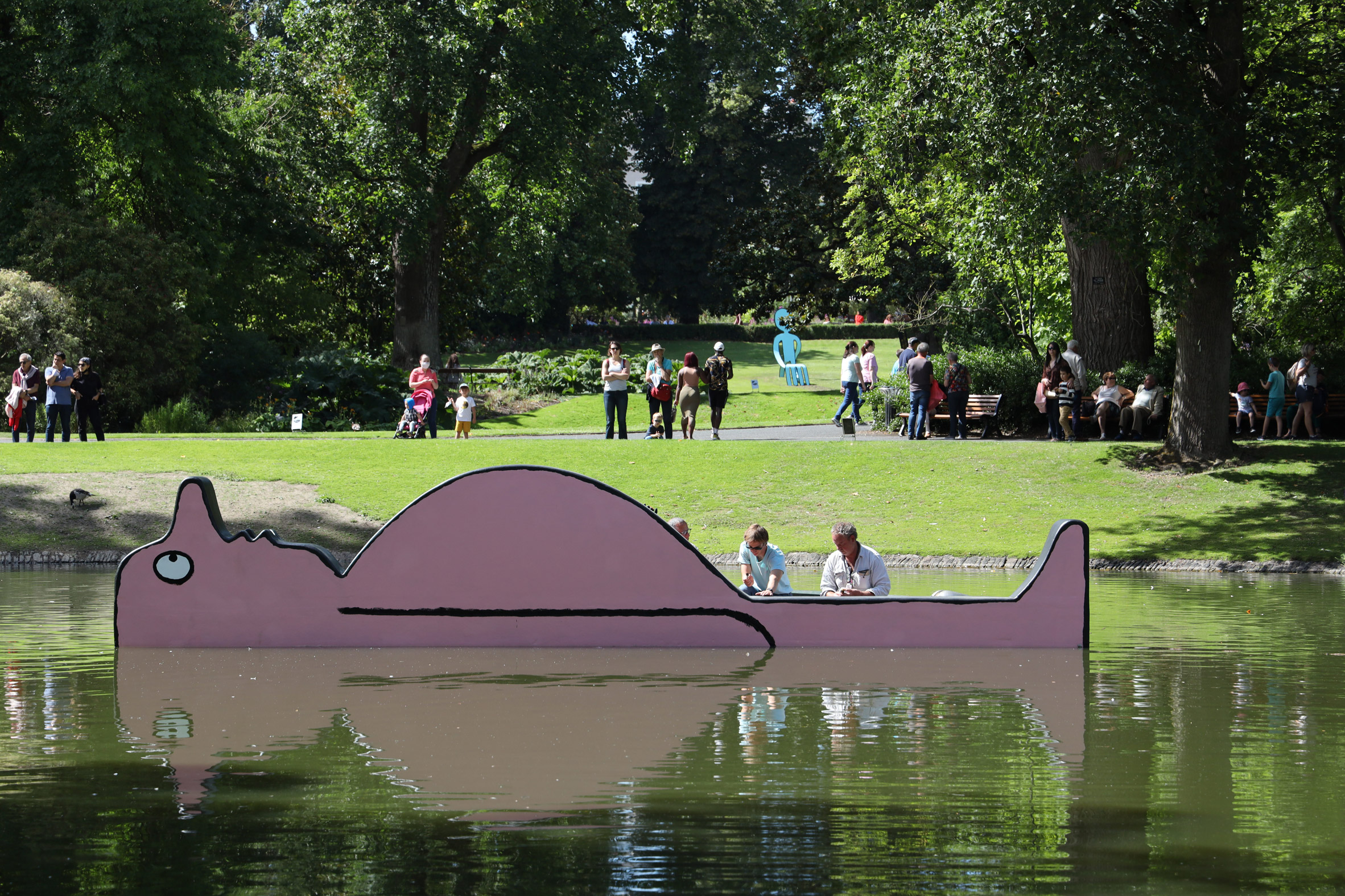 Sculpture，Graffiti，Polyurethane foam，Metal，France，Botanical Garden，